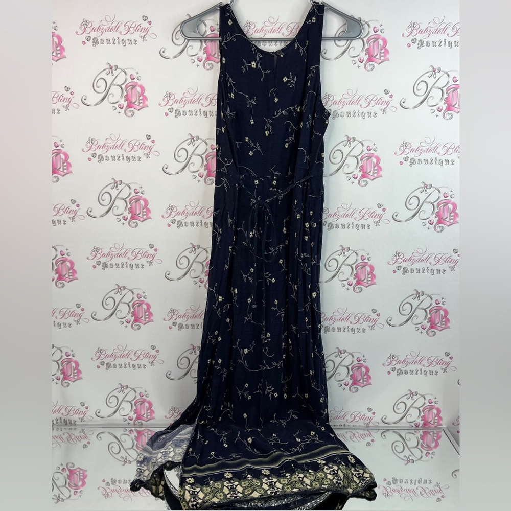 Jessica dress maxi long vintage belted tie up ribbon bow Navy Floral Maxi Dress - Picture 2 of 16